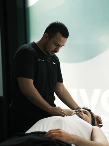 Quantum Physio Altstetten | Physiotherapie & MTT Zurich — Massage in Zürich