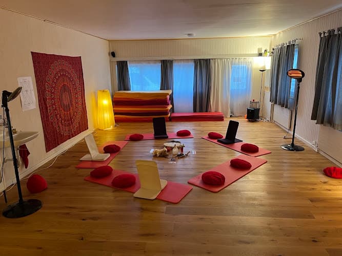 Elana Andermatt | sensual healing — Massage in Zürich