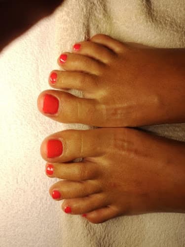 Radas Beauty, Naildesign, Enthaarung, Bodyforming DiViNiA — Kosmetikstudio in Zürich