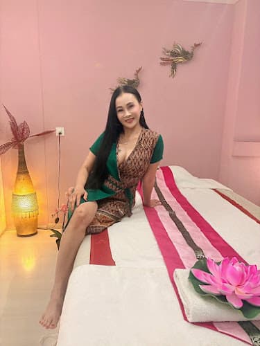Jay — Massage in Zürich