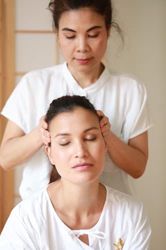 zen spa Kosmetik & Massage, Wimpernverlängerung Duangjai Rogatsch Zürich — Massage in Zürich