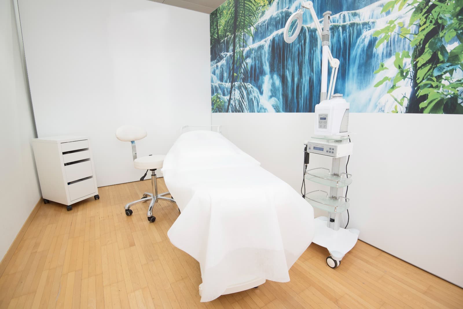 Lymphdrainage Behandlung Center Zürich Opfikon — Massage in Opfikon (Bild 3)