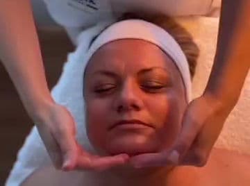 At-Home Body & Face Treatments Zurich Lake Area: Küsnacht, Erlenbach, Herrliberg, Zollikon — Massage in Wallisellen (Bild 3)