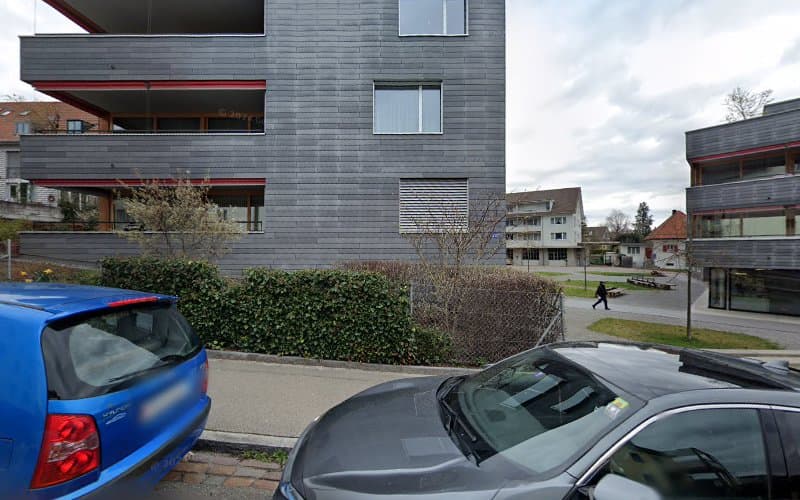 Simon Rüegg massage-cranio-winti Therapiezentrum am Römerweg — Massage in Winterthur