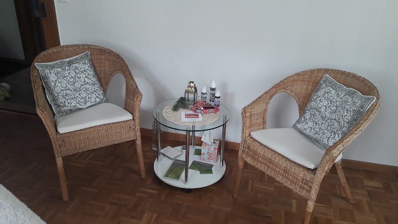 Odorata - Massage und Aromatherapie — Massage in Winterthur