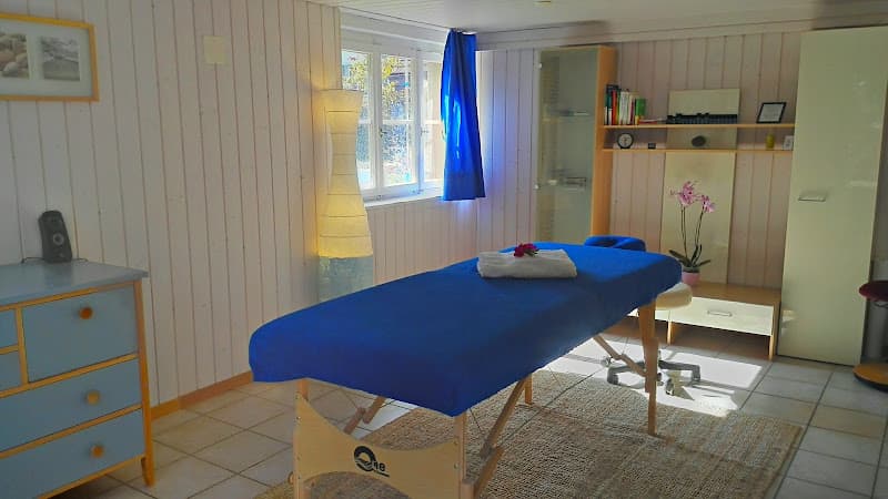 Pure Massagepraxis Katrin Schmid — Massage in Uster
