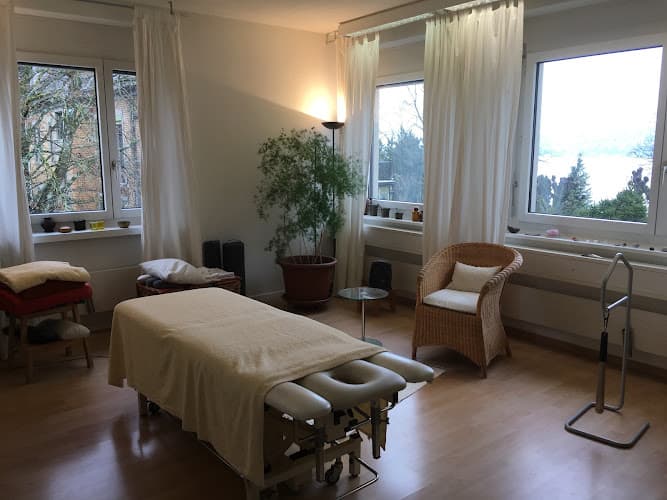 Franco Spera Med. Masseur eidg. FA — Massage in Horgen
