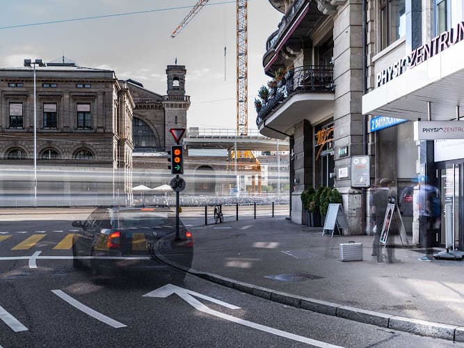 PHYSIOZENTRUM — Massage in Zürich