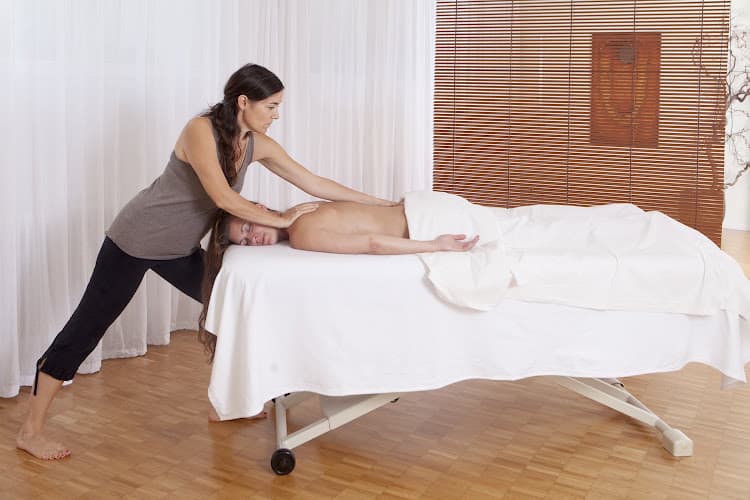 Atem Rolfing Massage — Naturheilpraktiker in Zürich