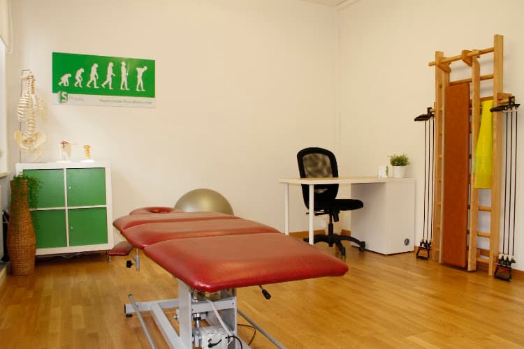 S-Praxis Physiotherapie & Massagen — Massage in Zürich