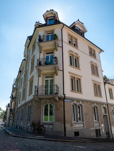 Ganzheitliche medizinische Massage - Peter Stalder — Massage in Zürich