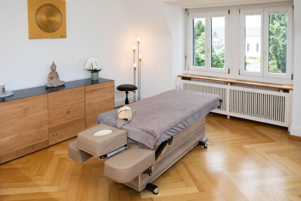 Massagepraxis Zürich - Daveinity D. Grabher — Massage in Zürich (Bild 2)