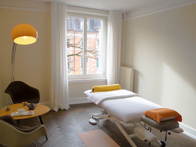 PRAXISBYKAIE - Massage im Seefeld Zürich — Massage in Zürich