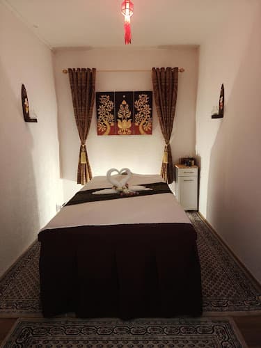 Rasi Thai Massage & Wellness — Massage in Zürich