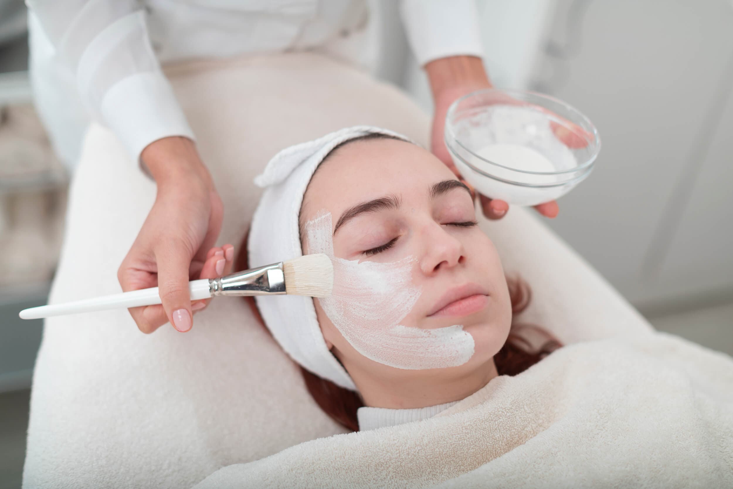 Aura foot care and cosmetic studio — Kosmetikstudio in Zürich (Bild 2)