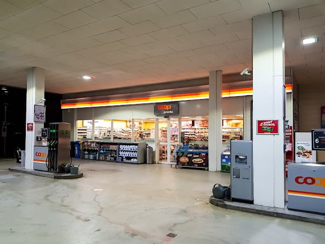 Coop Pronto Shop mit Tankstelle St.Gallen Fürstenlandstrasse
