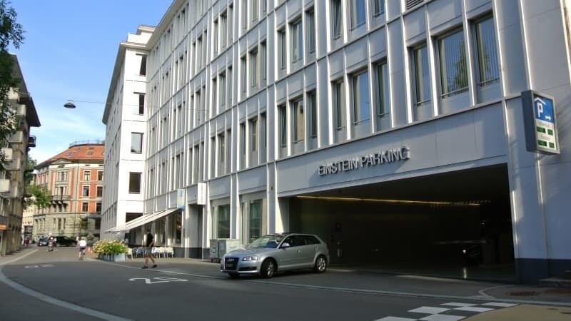 Einstein Parking (Wildegg Immo)