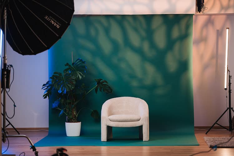 Studio-Hanselmann / Editorial Content & Holistic Marketing / Hochzeitsvideograf