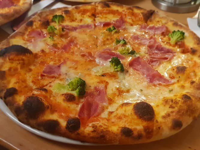 Pizzeria la Piccola