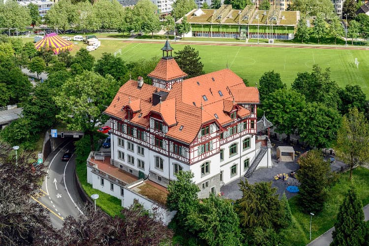 Militärkantine | Restaurant | Hotel | Café | Bar