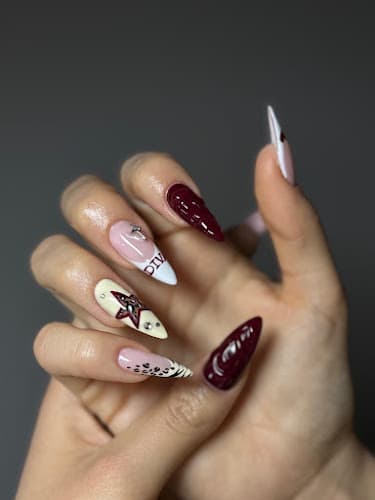 Nails by Riri