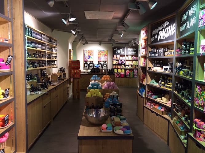 LUSH Fresh Handmade Cosmetics