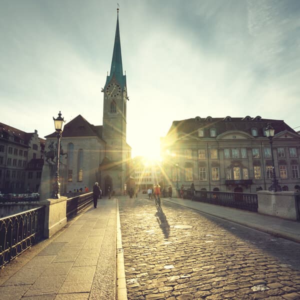 Deloris AG — Finanzberatung in Zürich