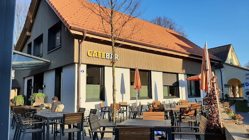 Cafe Bar