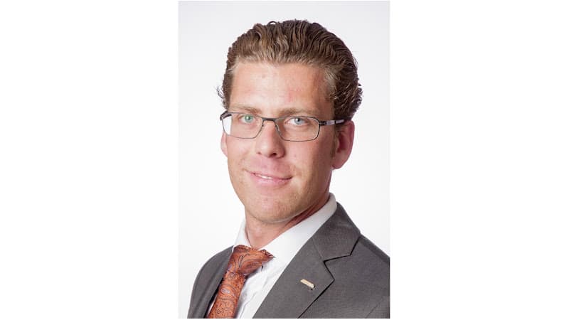Fabian Holenstein - Finanzberater bei Swiss Life Select