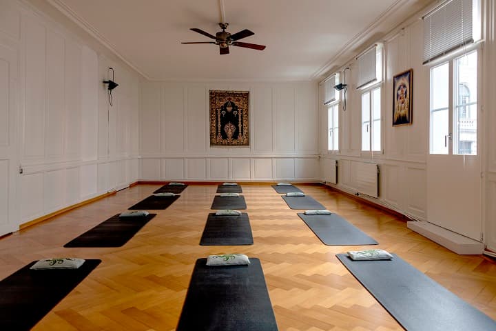 YOGARING Yogaschule
