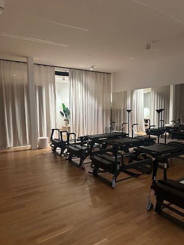 renova. St. Gallen I reformer pilates - SRT studio