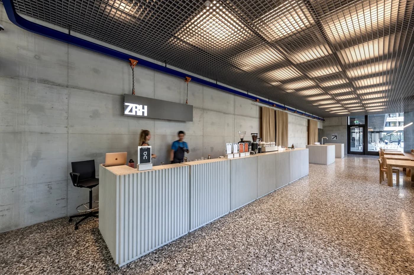Isolag AG für integrierte Deckensysteme — Maler in Zürich (Bild 3)