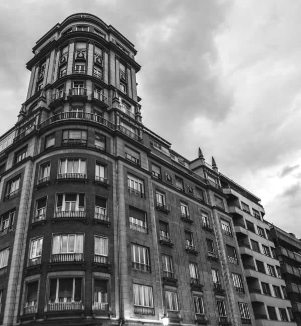 Immody Haus Renovation, Immobilienverwaltung & Verkauf — Immobilienverwaltung in Zürich