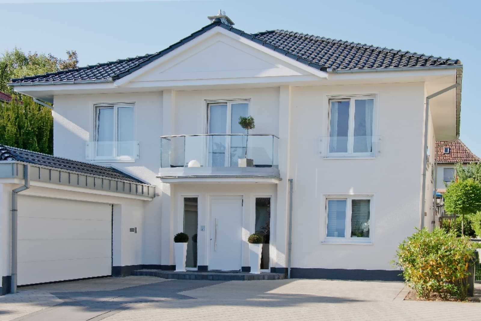 ImmoRise GmbH — Immobilienmakler in Hombrechtikon