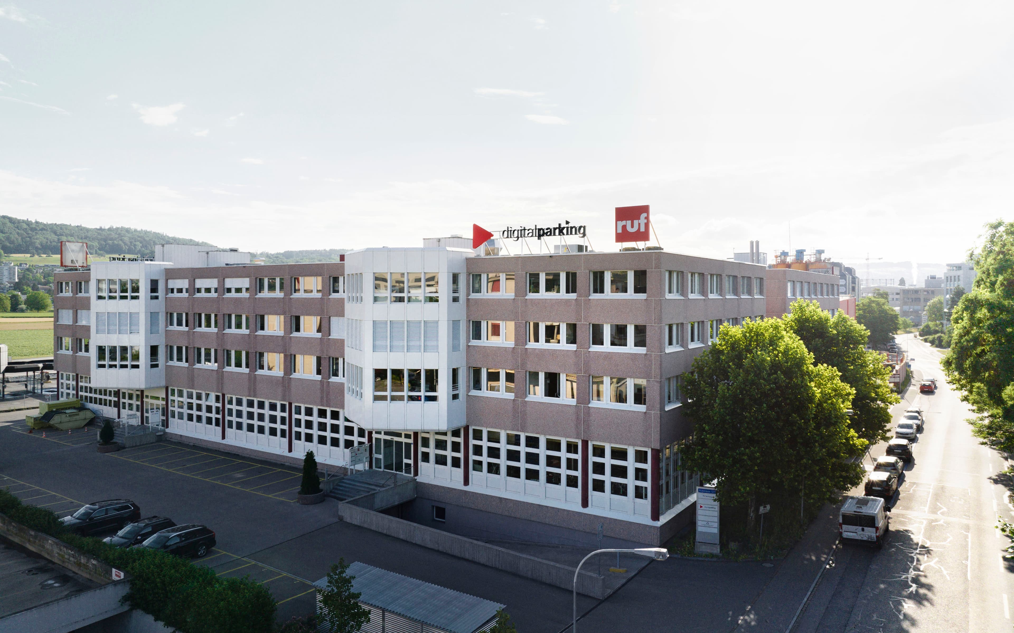 von Ballmoos AG — Immobilienmakler in Horgen