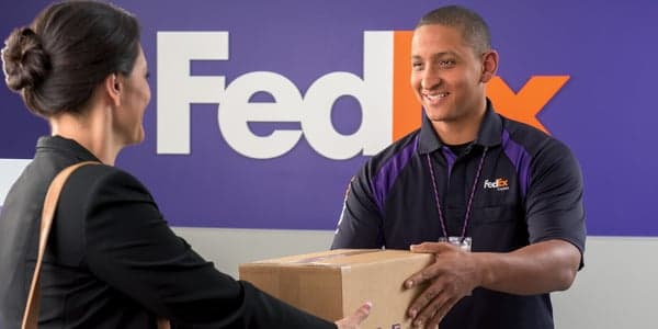 FedEx Station — Sonstige in Dällikon