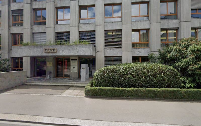 Herren Caflisch Rutsch - Notariat & Verwaltungen — Immobilienmakler in Bern