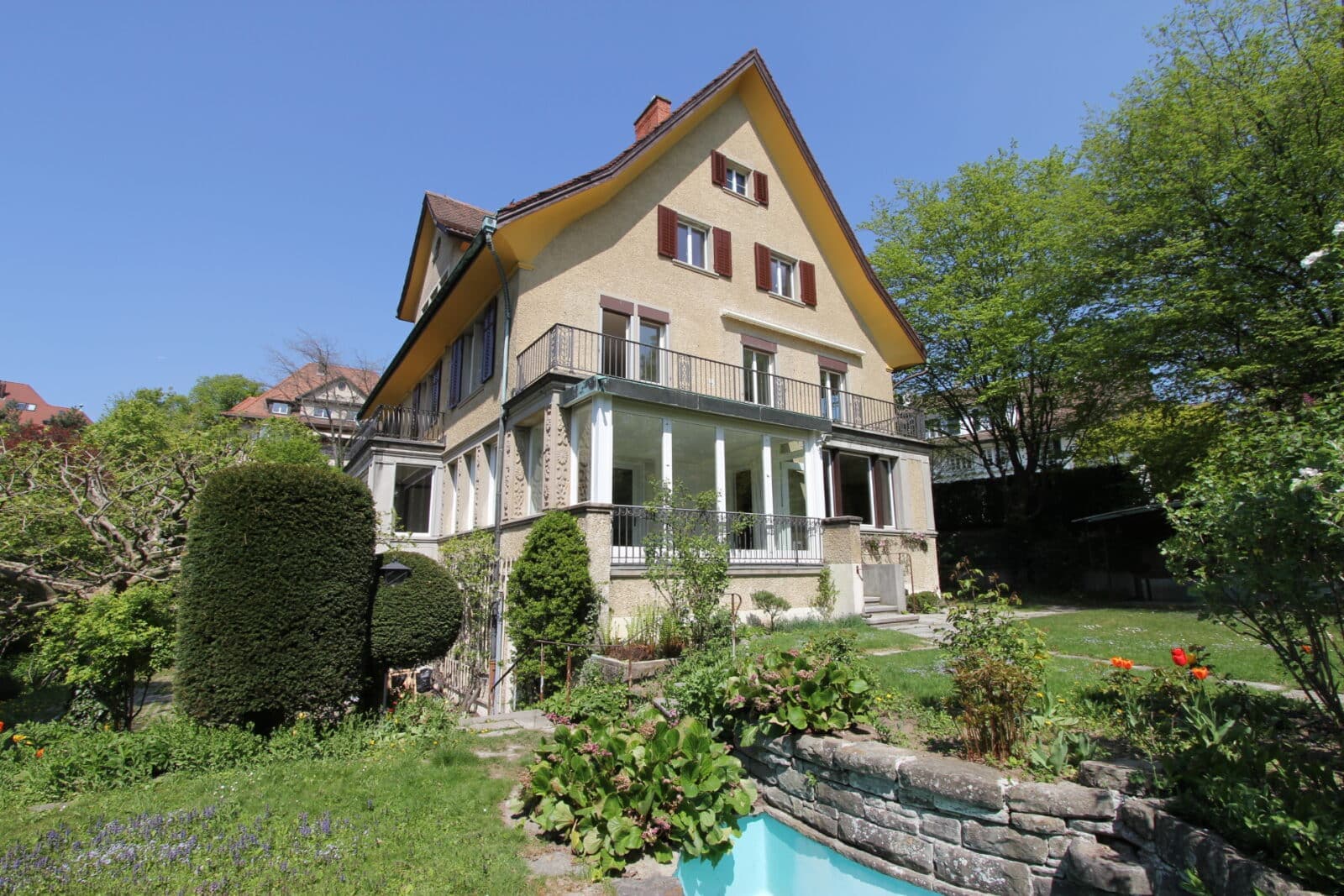 Ginesta Immobilien Verwaltungen AG — Immobilienmakler in Küsnacht (Bild 2)