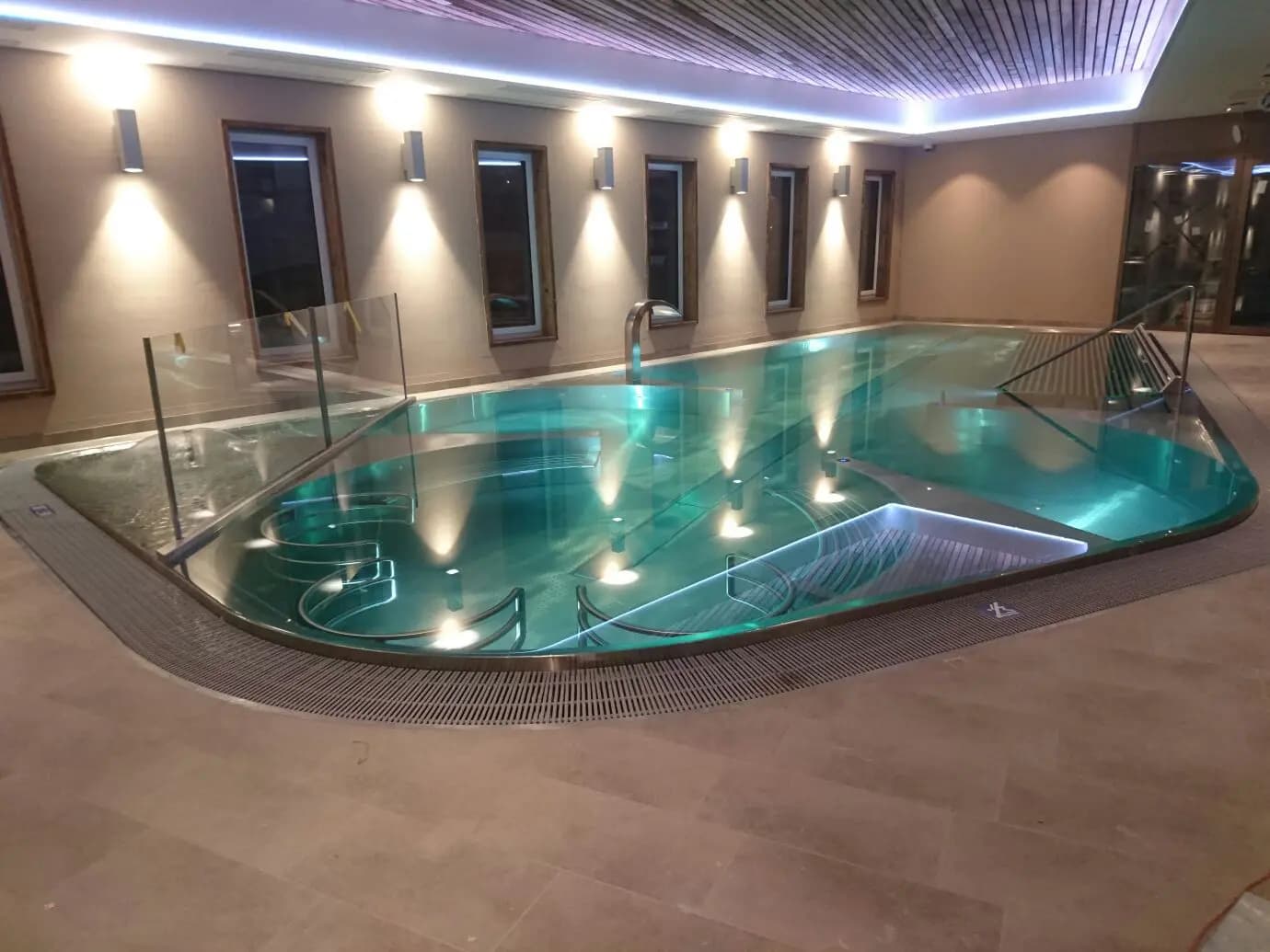 Poolservice Schroeder — Bauunternehmen in Bäretswil (Bild 3)
