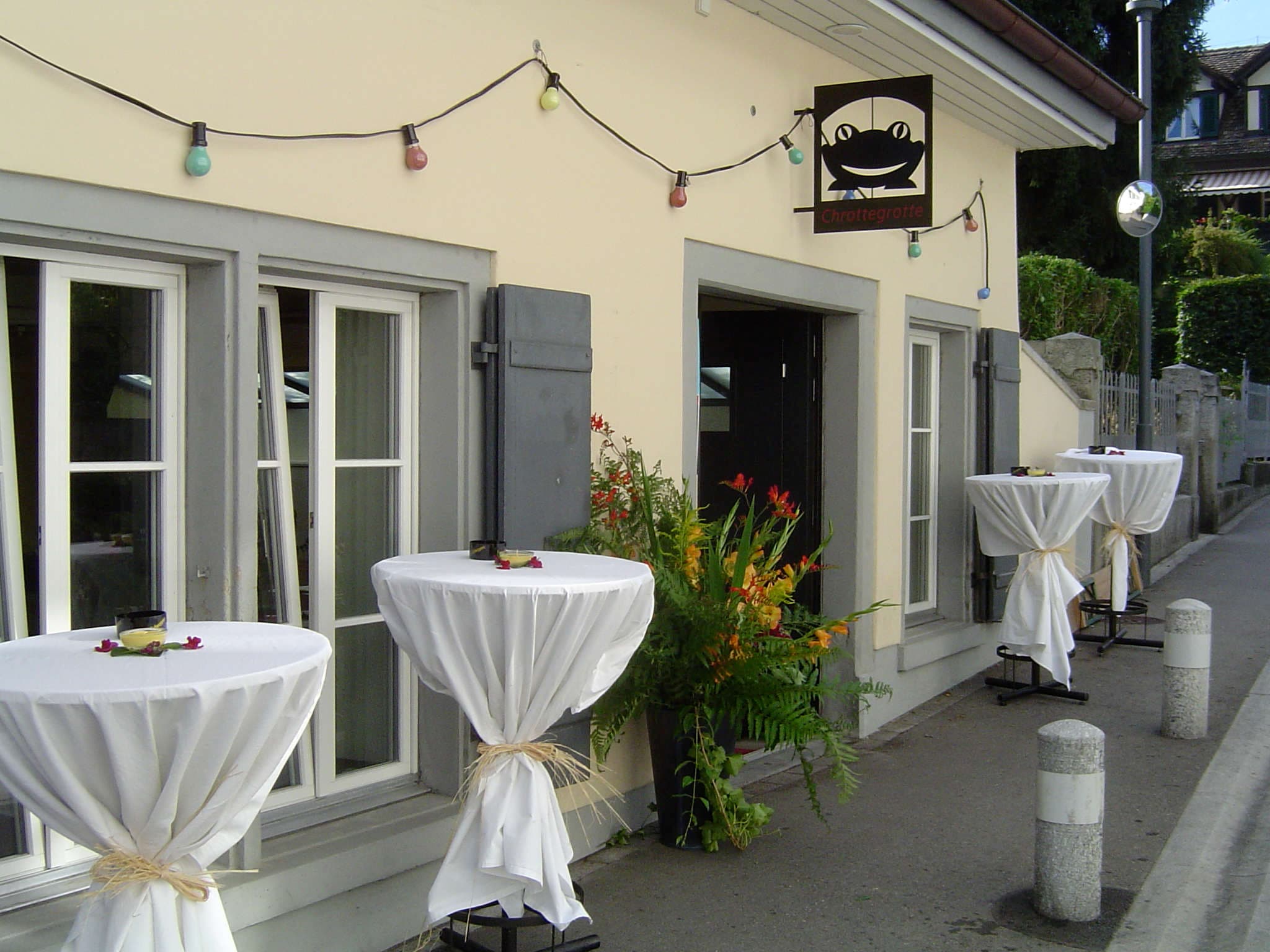 Chrottegrotte Tavern — Bar in Küsnacht (Bild 2)
