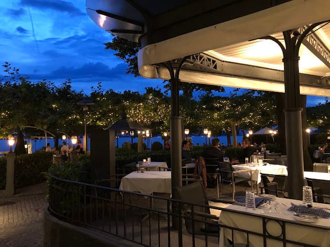 Restaurant Seegarten — Restaurant in Küsnacht