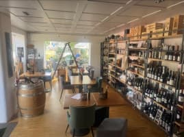 B's Kitchen and Wine — Bar in Uetikon (Bild 3)