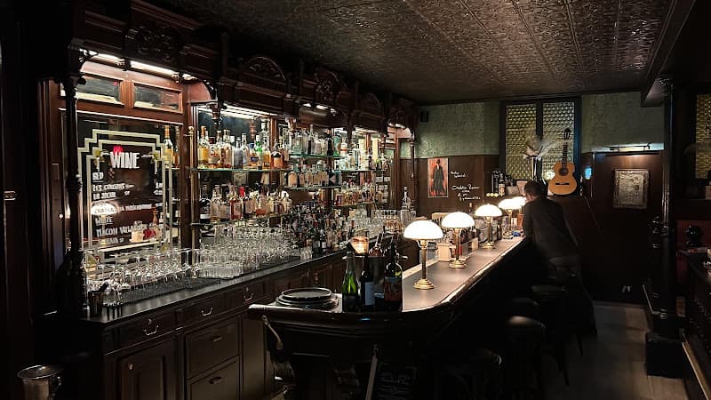 Twent's - Cocktail Bar & Cigar Lounge — Bar in Kilchberg