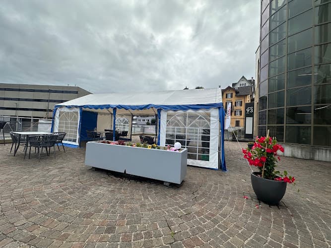 Olif Take Away & Bar — Bar in Horgen