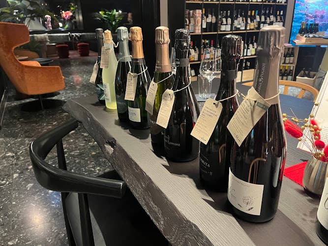TERRAVIGNA Wineshop — Weinhandlung in Zürich