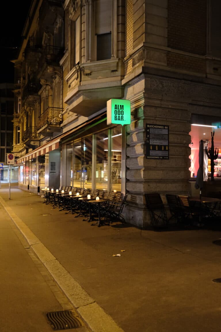 Almodobar — Bar in Zürich (Bild 2)