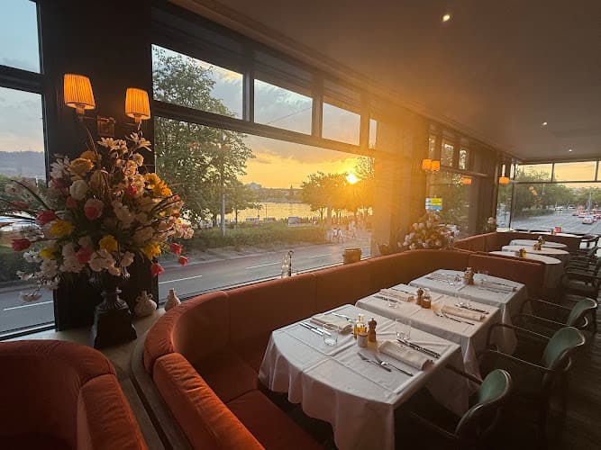 Lulu Restaurant, Café & Bar — Restaurant in Zürich