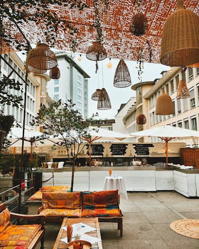 Kaufleuten Terrasse — Bar in Zürich