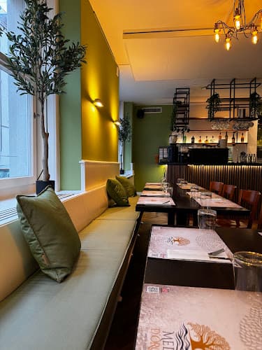 Med D’Oro Zurich — Restaurant in Zürich