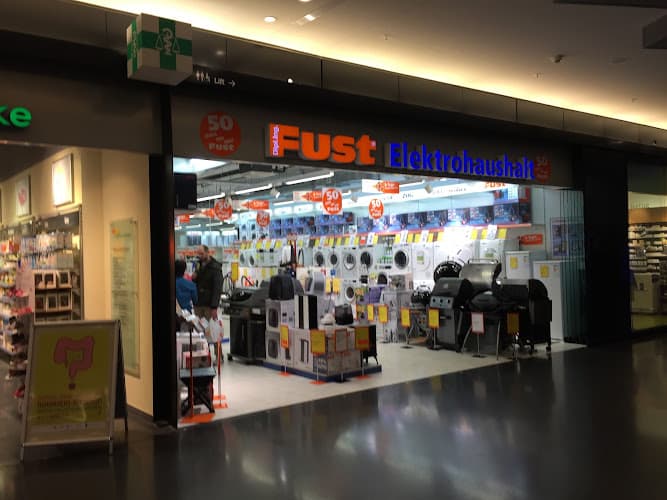 Fust — Geschaeft in Zürich